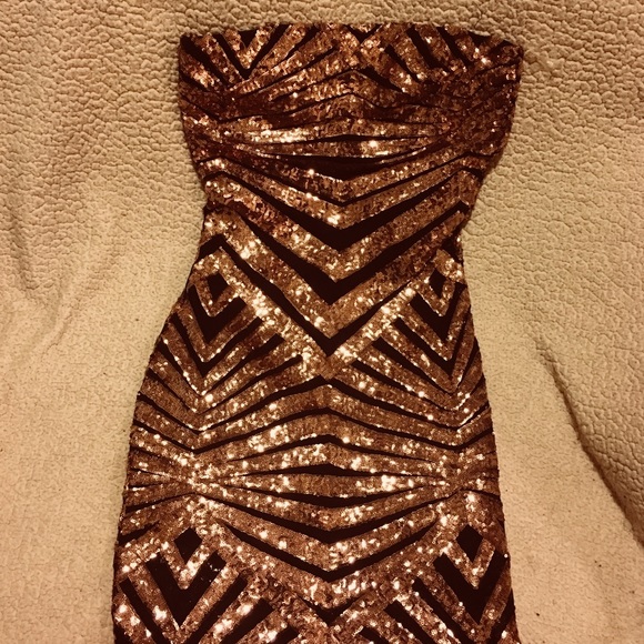 Dresses & Skirts - Rosegold and Black Bodycon Dress